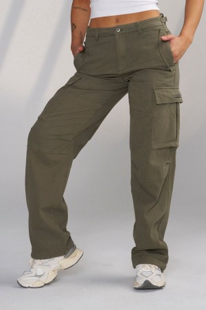 Young LA W206 - Metro Cargos Olive | Australia AUFNC-9347