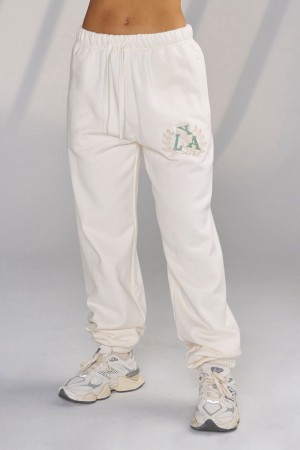 Young LA W226 - Teddy Jogger White | Australia EXSCK-9360