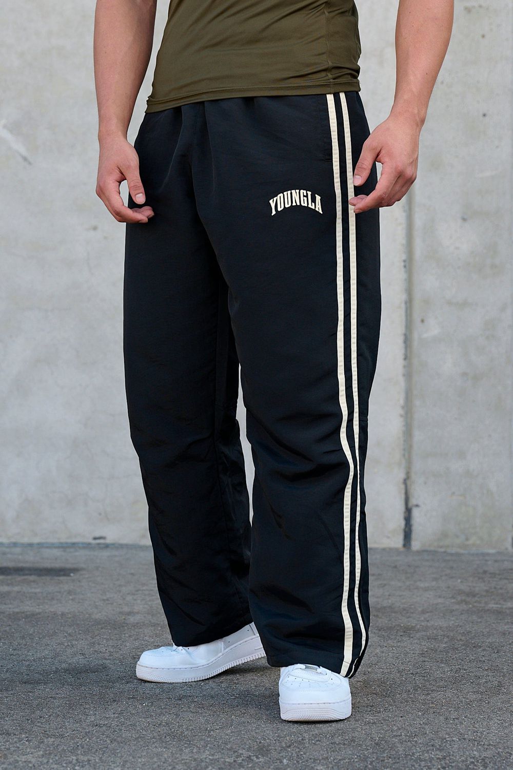 Young LA 249 - Flagship Track Pants Black | Australia XMABD-8651