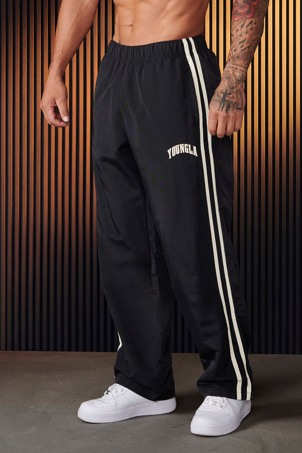 Young LA 249 - Flagship Track Pants Black | Australia XMABD-8651