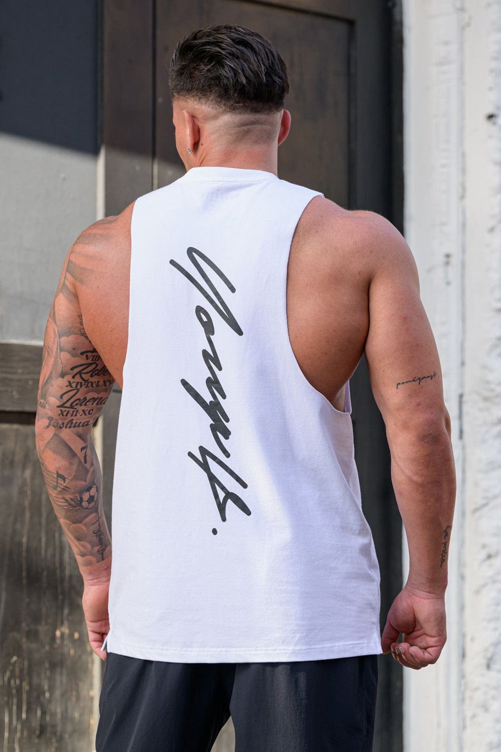 Young LA 323 Autograph Delt Tanks White | Australia TJRBL-2467