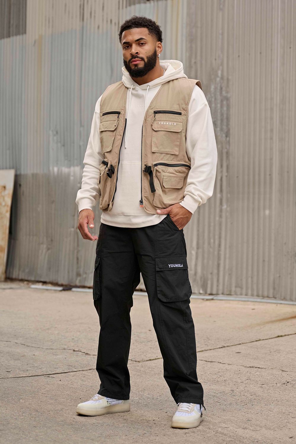 Young LA 502 - Utility Cargo Vest Beige | Australia DFTSB-9310