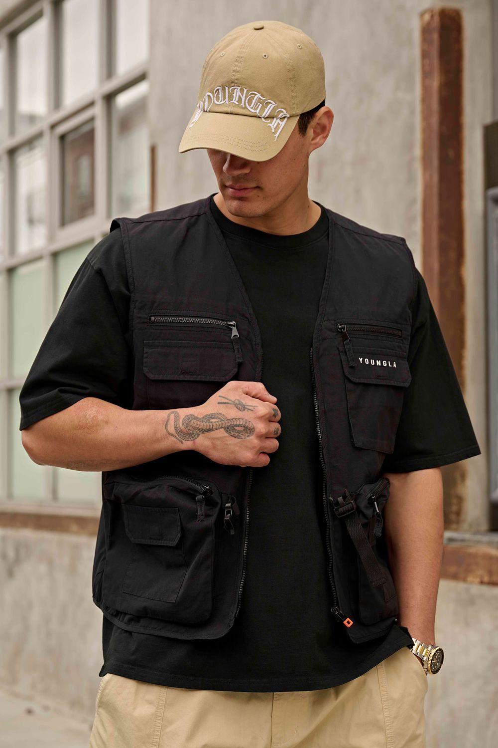 Young LA 502 - Utility Cargo Vest Black | Australia IJTZN-2548