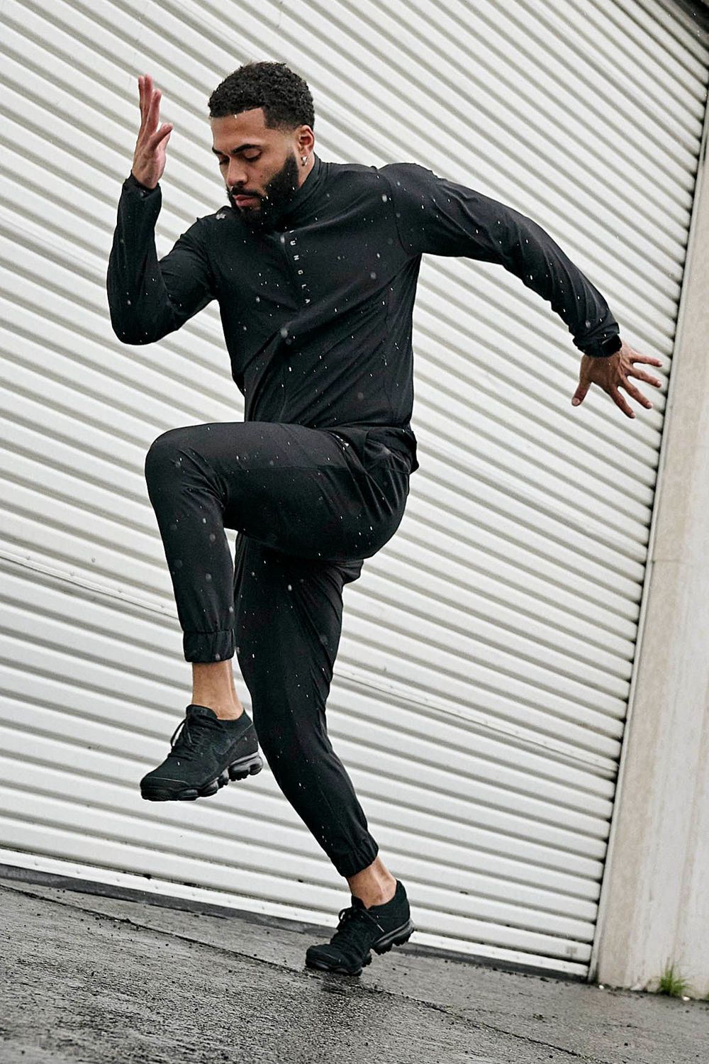 Young LA 5052 - Morning Run Zip-Up Black | Australia SYDLO-9273