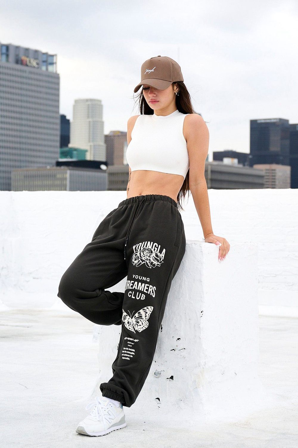 Young LA W211 Dreamers Joggers Black | Australia THLKA-7859