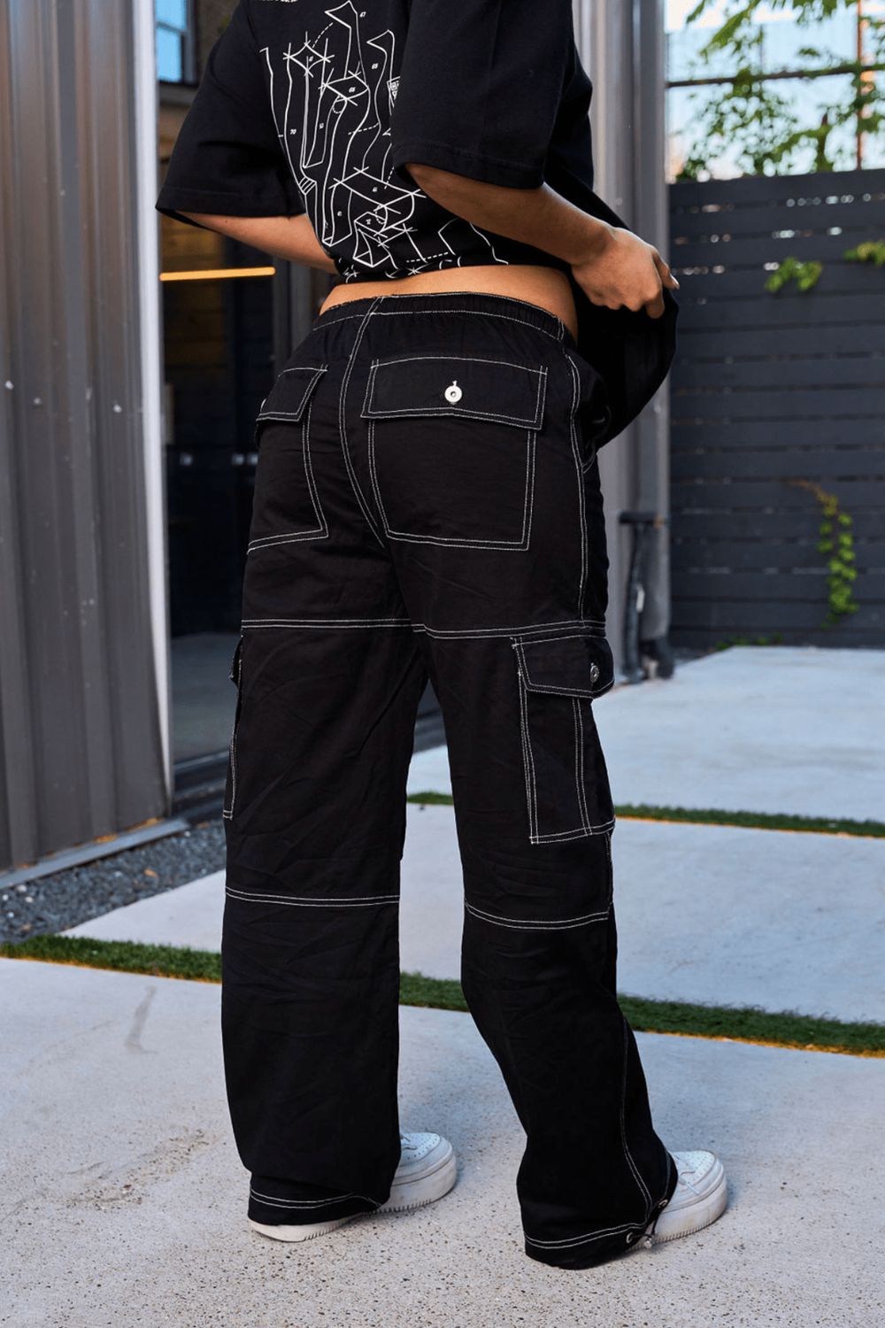 Young LA W225 Streak Cargos Black | Australia DMIKH-8640